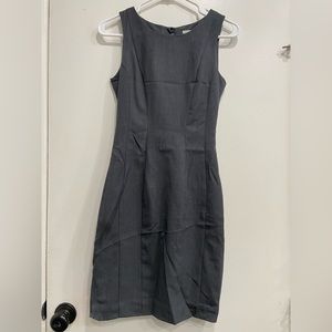 Pencil dress with zipper back